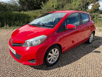 Used Toyota Yaris 2012 for sale - 75965139: Photo