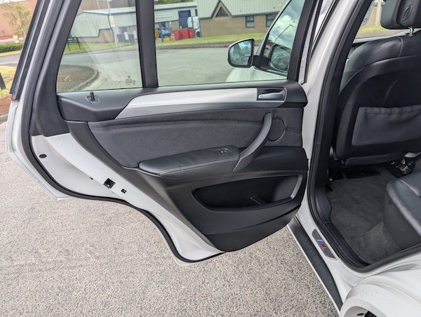 Used BMW X5 2010 for sale - 74779778: Photo 15