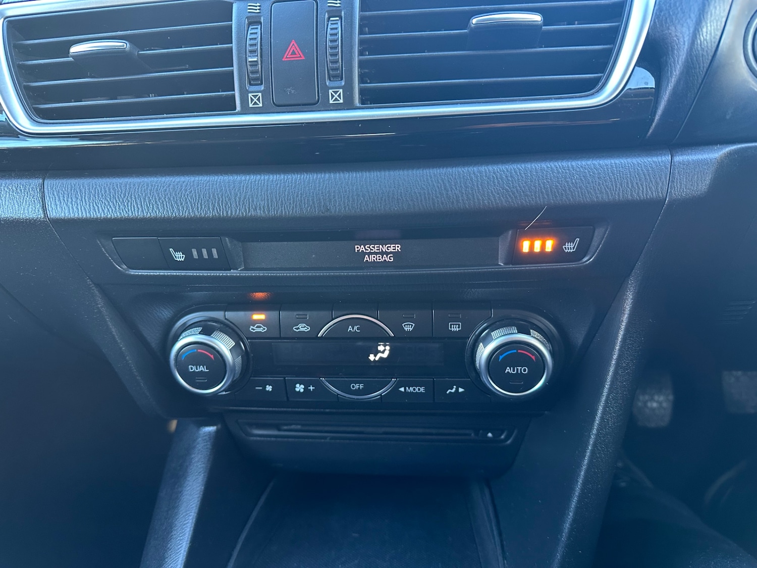 Used Mazda Mazda3 2016 for sale - 76829504: Photo 14