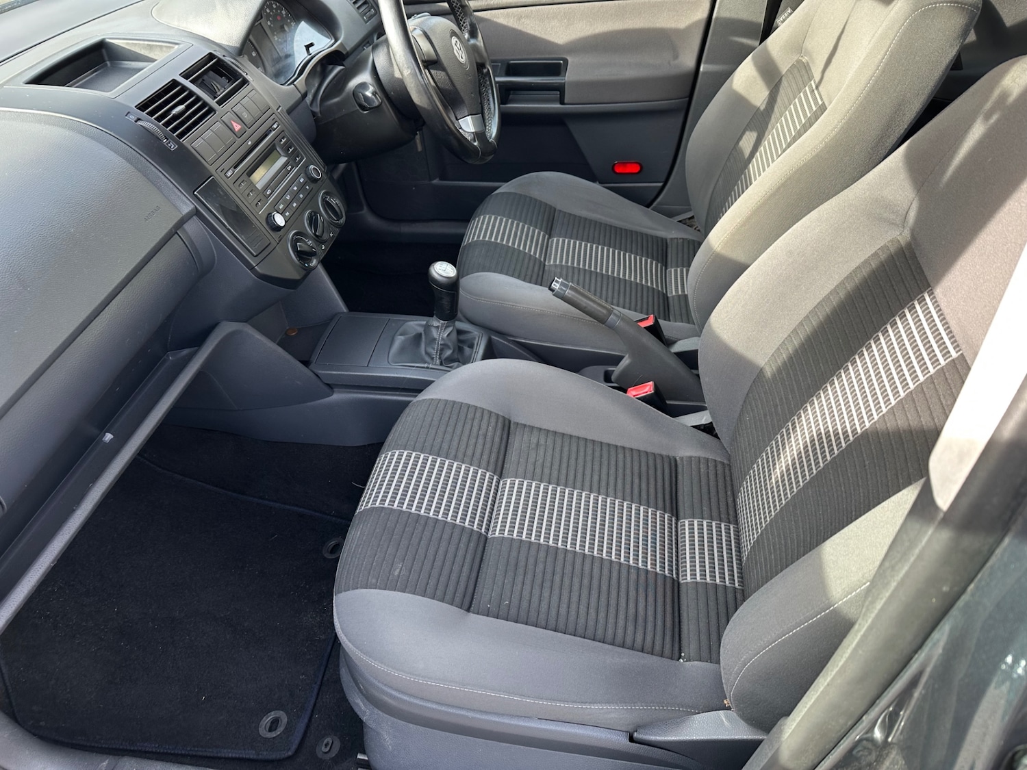 Used Volkswagen Polo 2009 for sale - 77798689: Photo 14