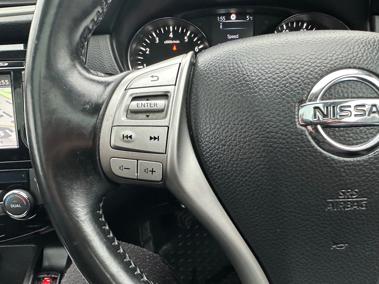 Used Nissan Qashqai 2015 for sale - 77090251: Photo 28