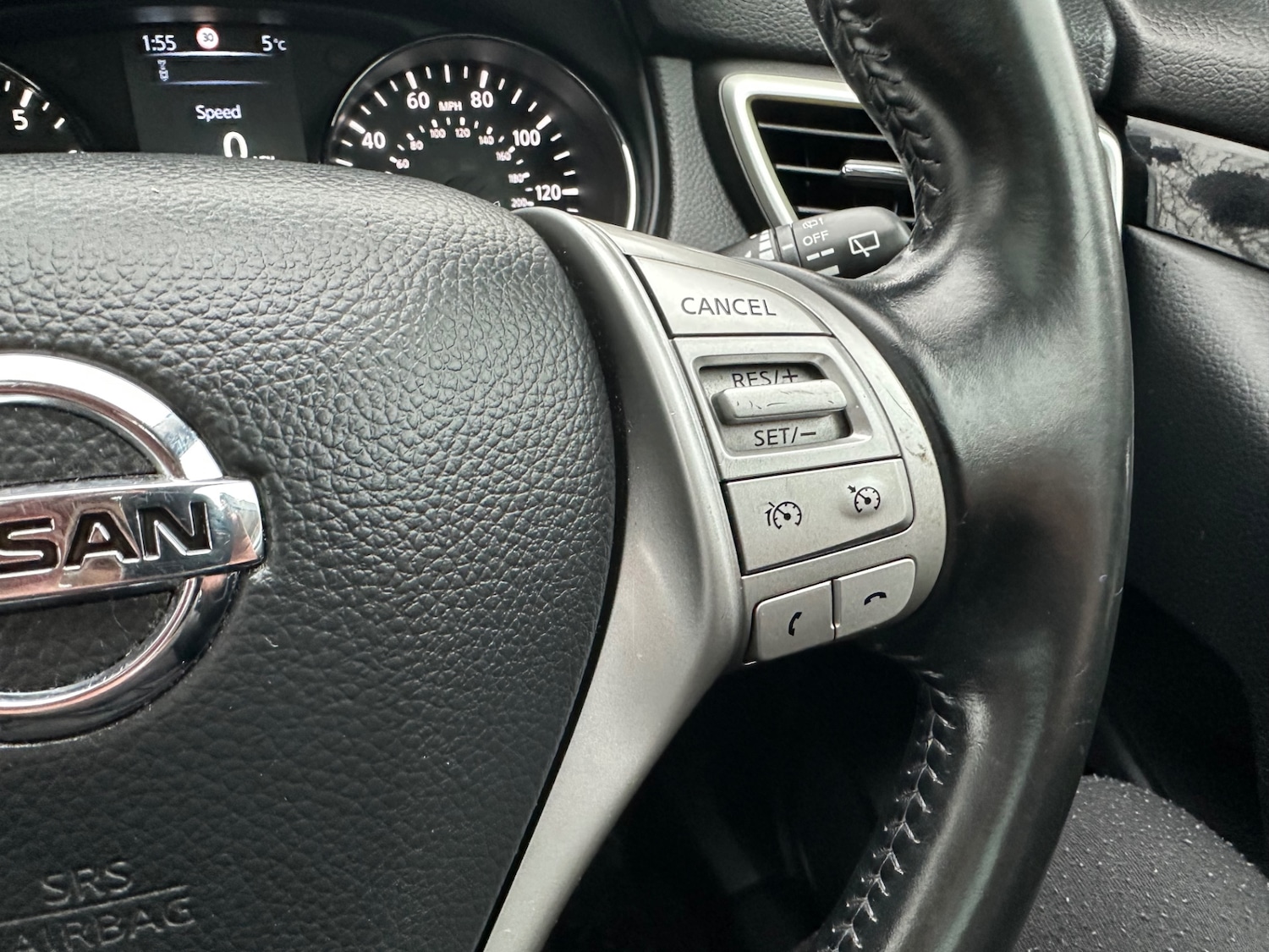 Used Nissan Qashqai 2015 for sale - 77090251: Photo 29