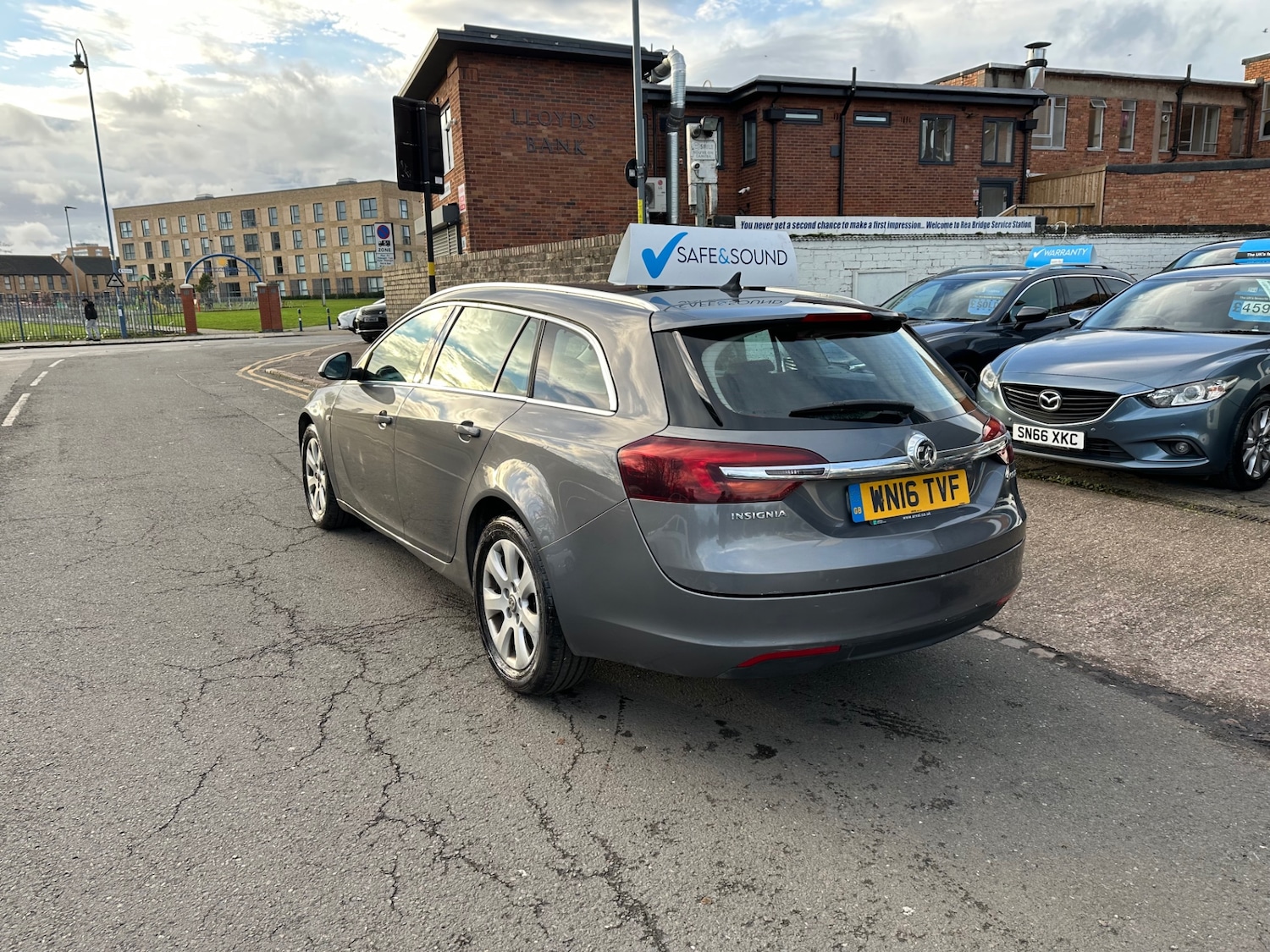Used Vauxhall Insignia 2016 for sale - 77039169: Photo 5