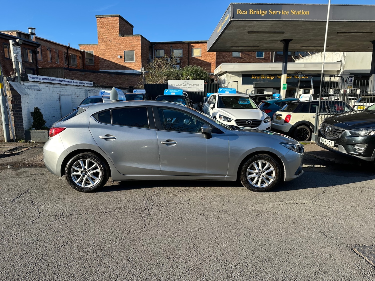 Used Mazda Mazda3 2015 for sale - 76594553: Photo 2