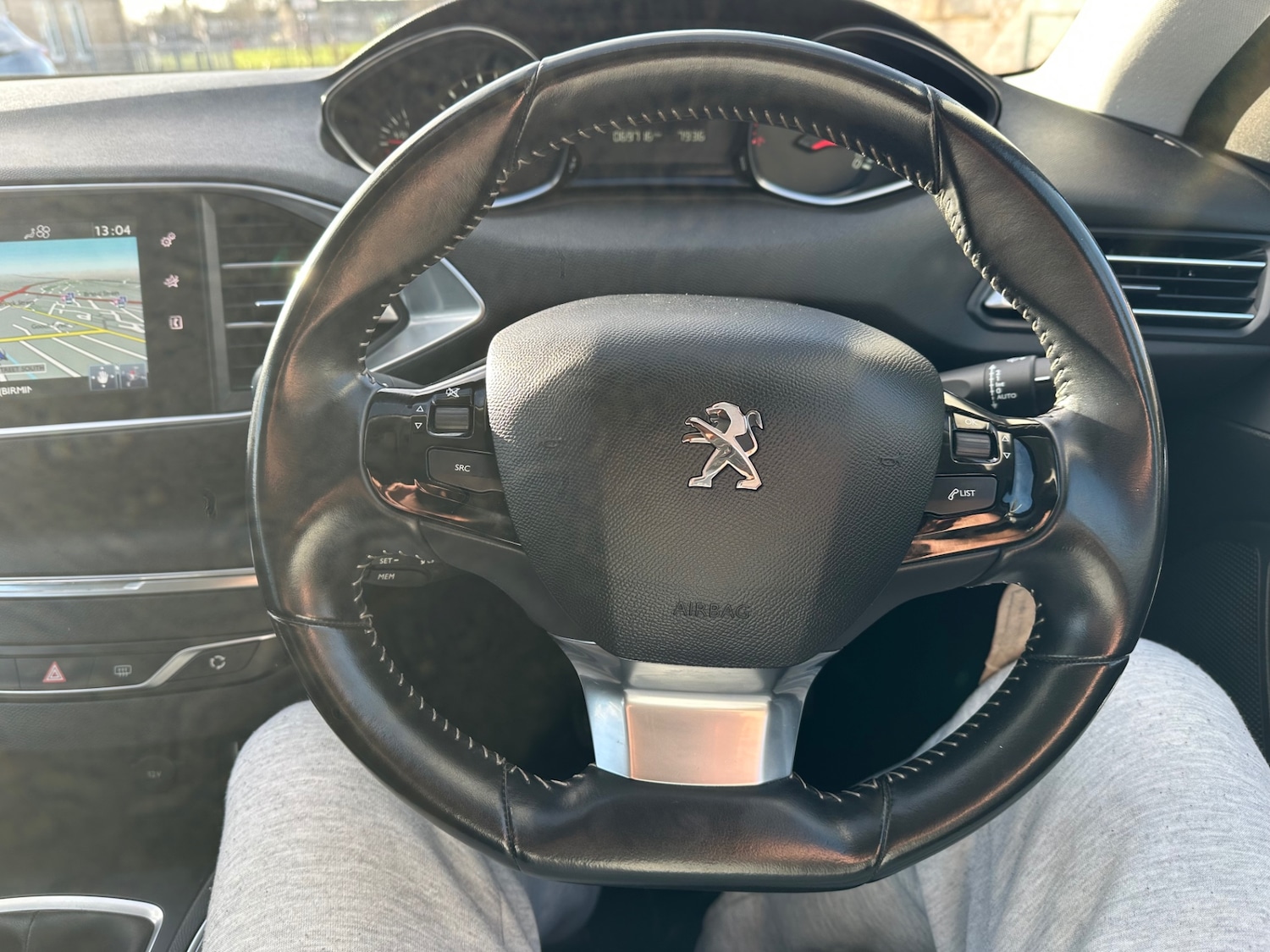 Used Peugeot 308 2015 for sale - 77039168: Photo 11