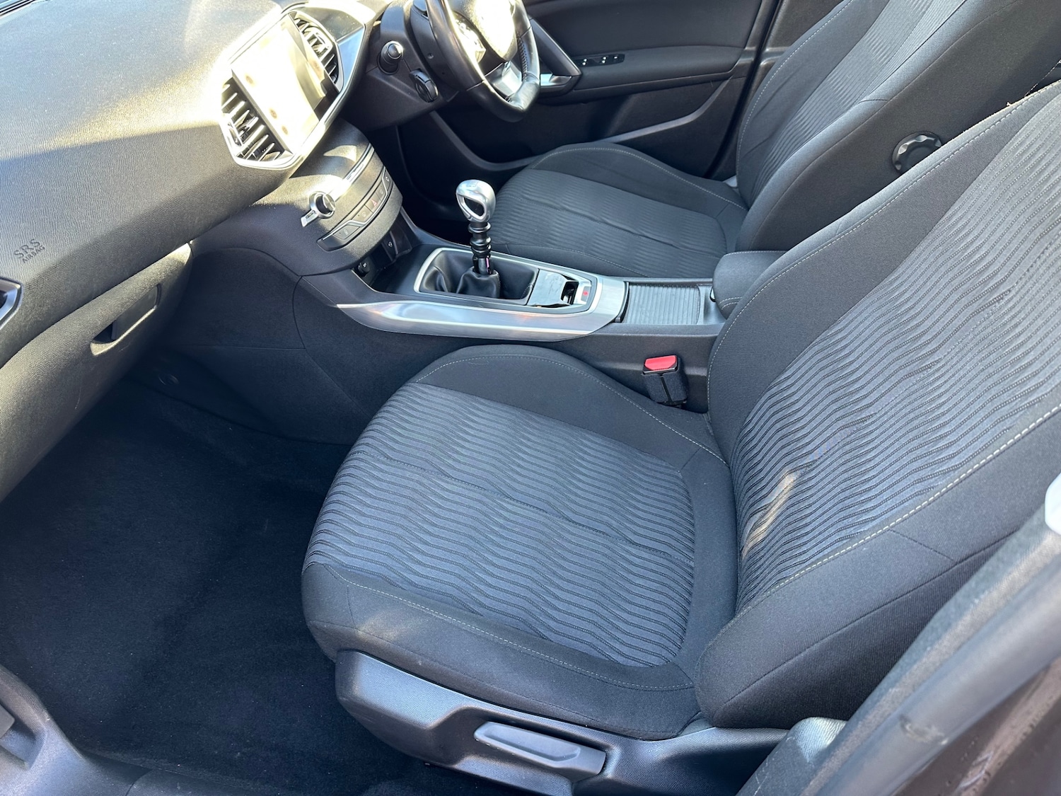 Used Peugeot 308 2015 for sale - 77039168: Photo 24