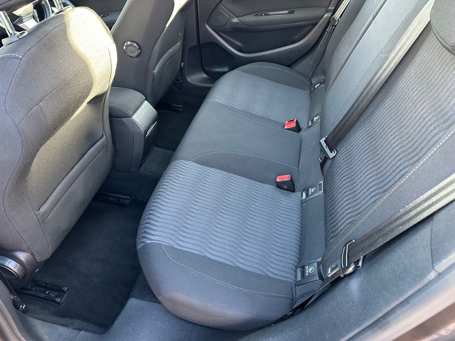 Used Peugeot 308 2015 for sale - 77039168: Photo 25