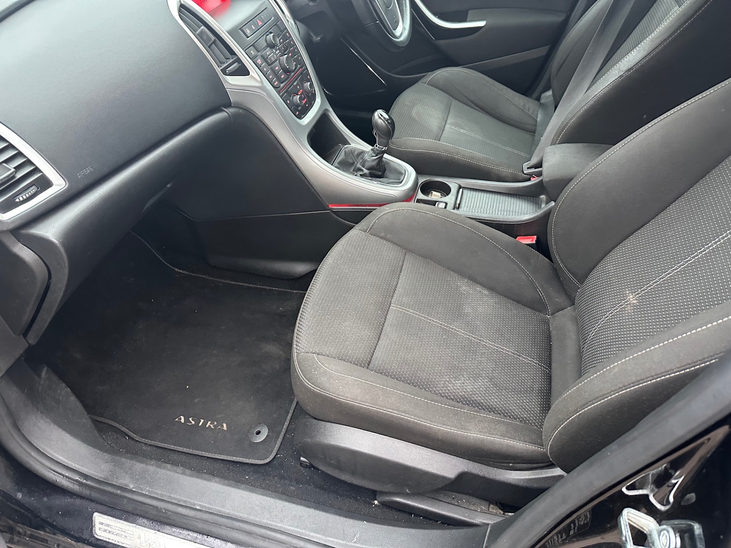 Used Vauxhall Astra 2010 for sale - 77798682: Photo 15