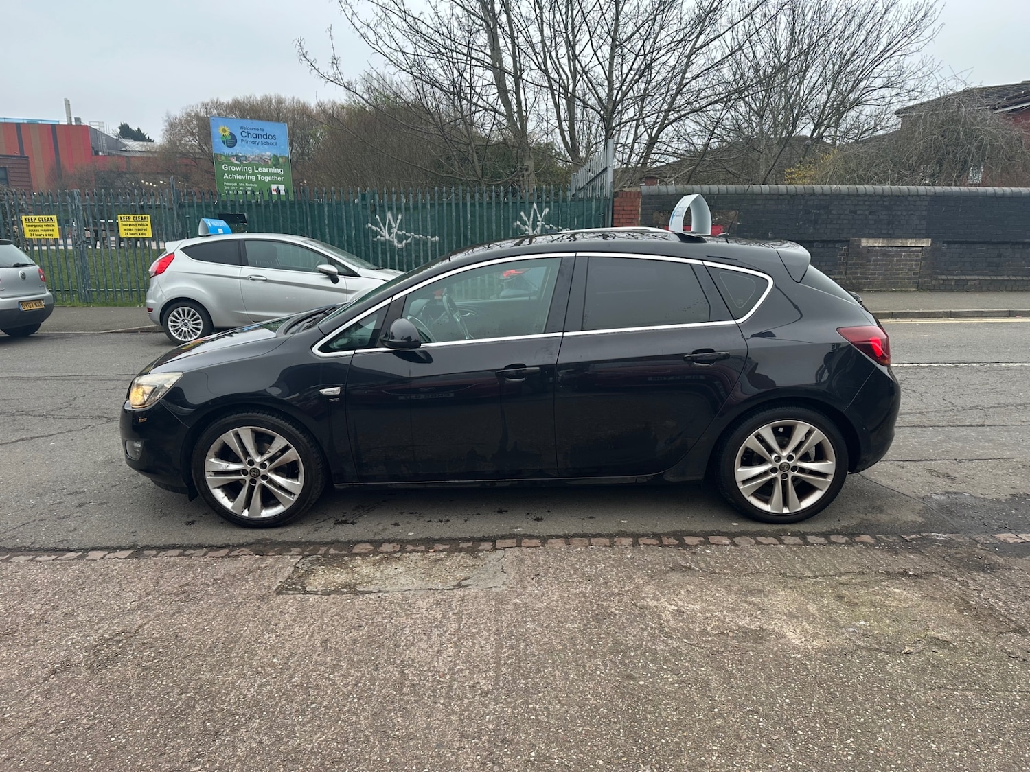 Used Vauxhall Astra 2010 for sale - 77798682: Photo 4