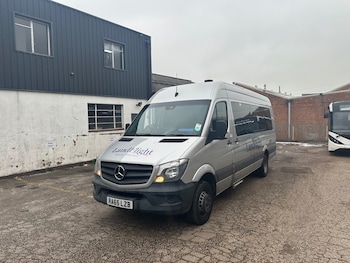 2016 (65) - 5.0t Van