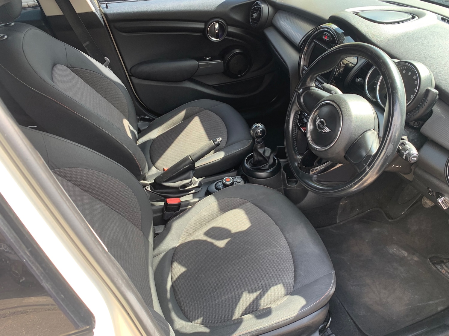 Used MINI Hatch 2016 for sale - 74621048: Photo 25