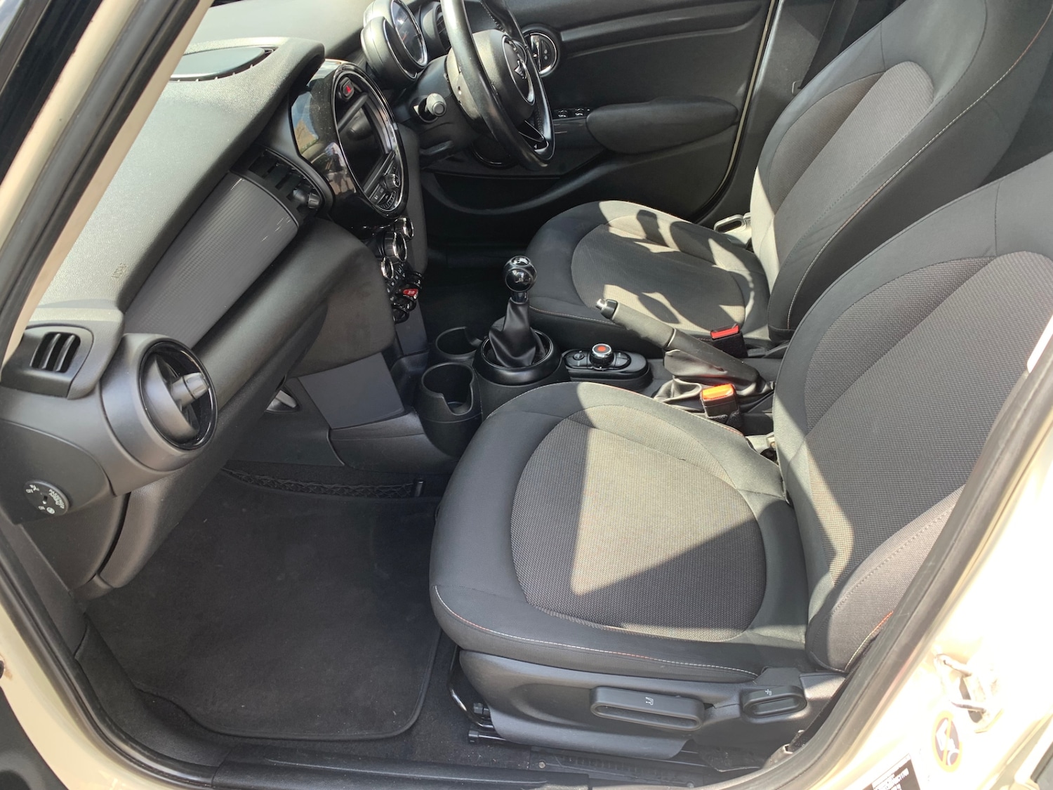 Used MINI Hatch 2016 for sale - 74621048: Photo 27