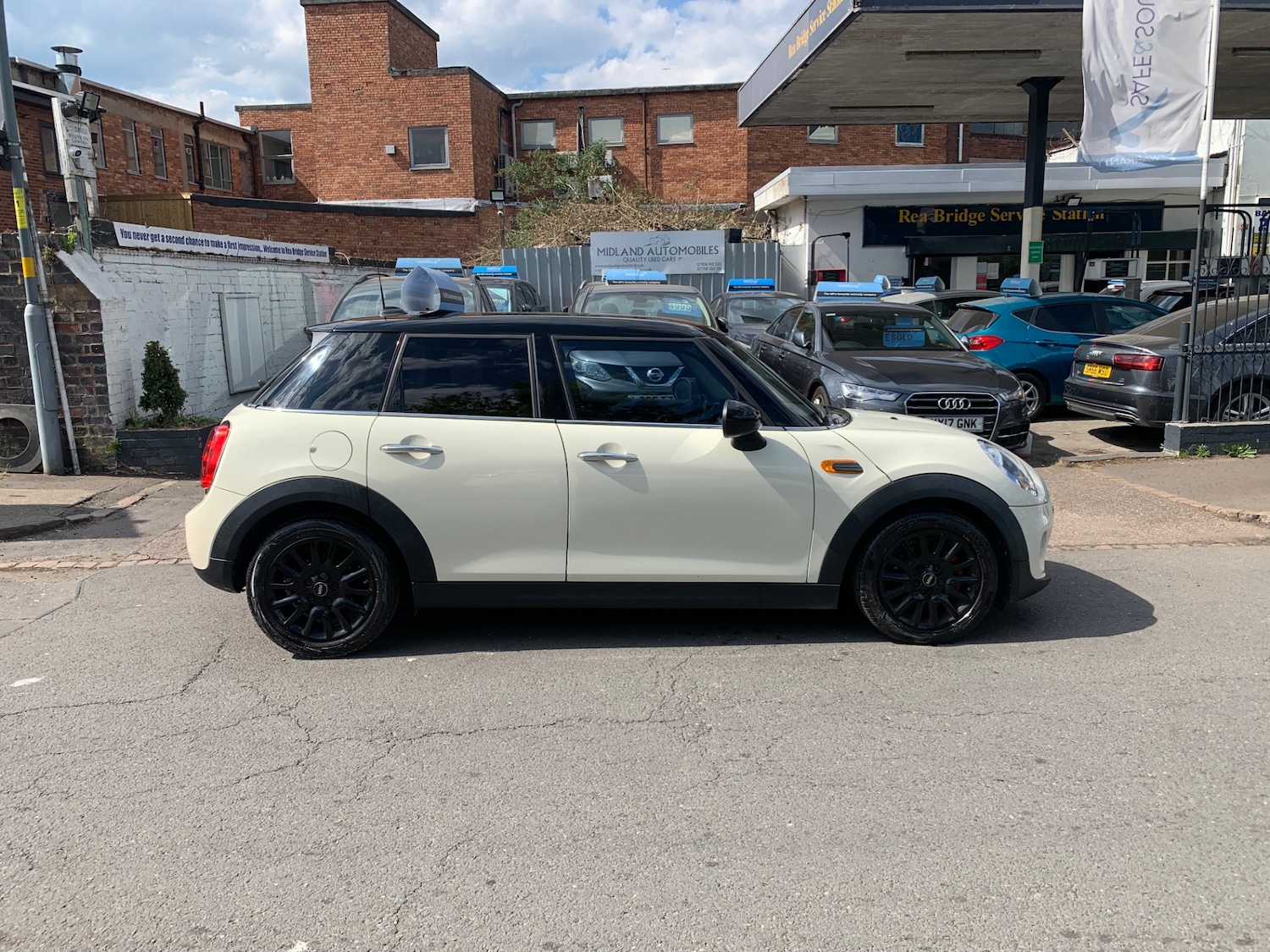 Used MINI Hatch 2016 for sale - 74621048: Photo 3