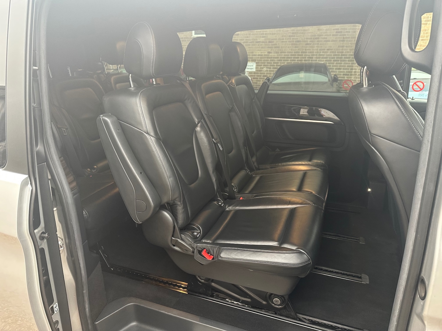 Used Mercedes-Benz V-Class 2019 for sale - 76440067: Photo 17