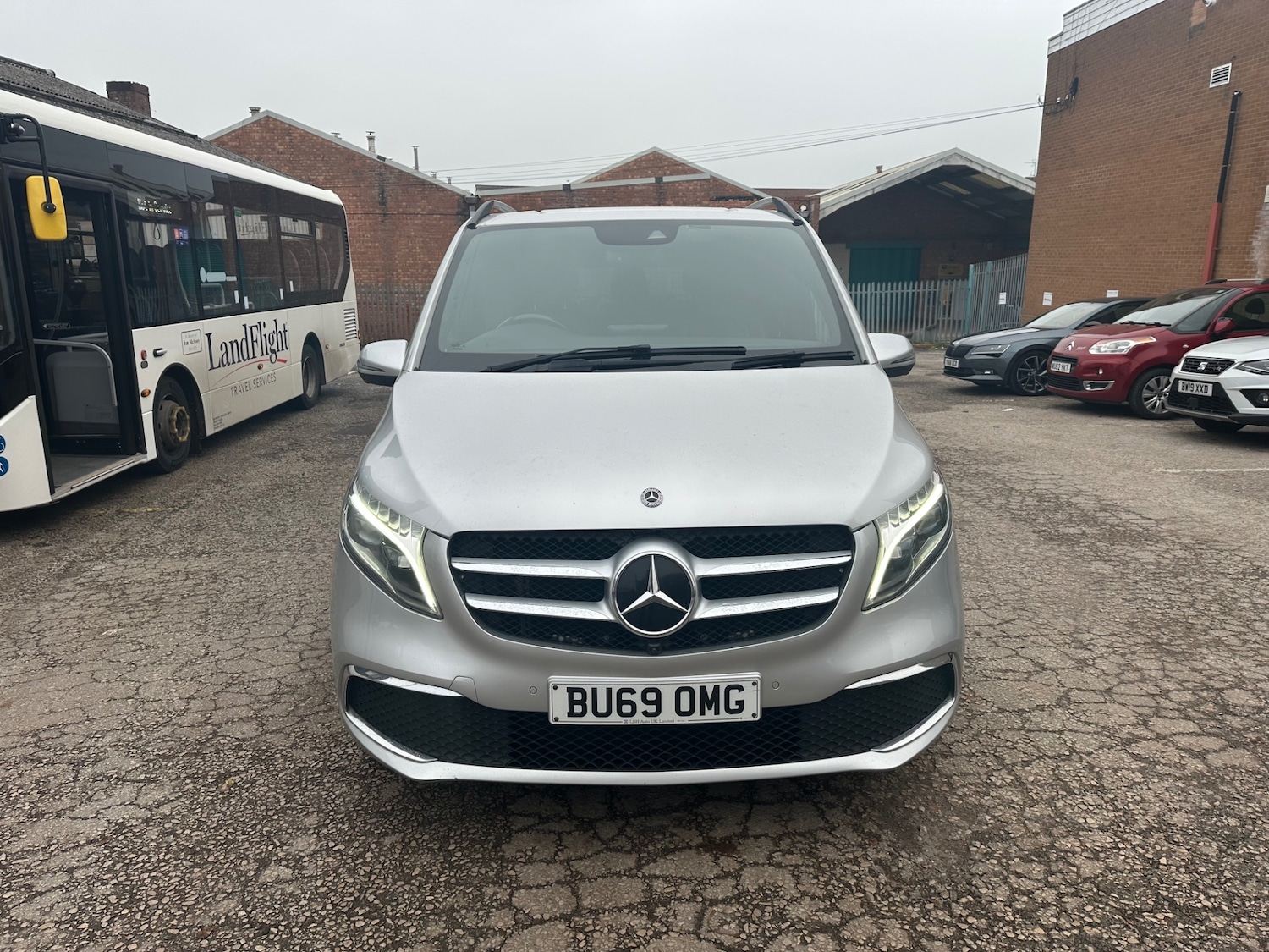 Used Mercedes-Benz V-Class 2019 for sale - 76440067: Photo 2