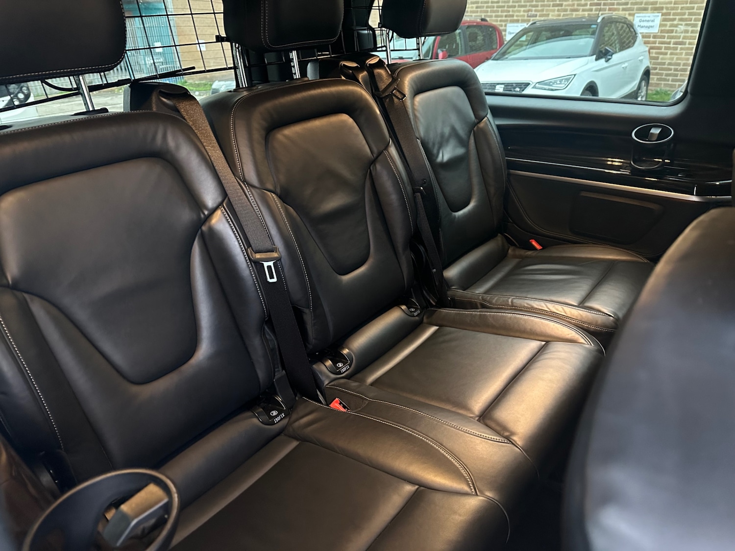 Used Mercedes-Benz V-Class 2019 for sale - 76440067: Photo 20