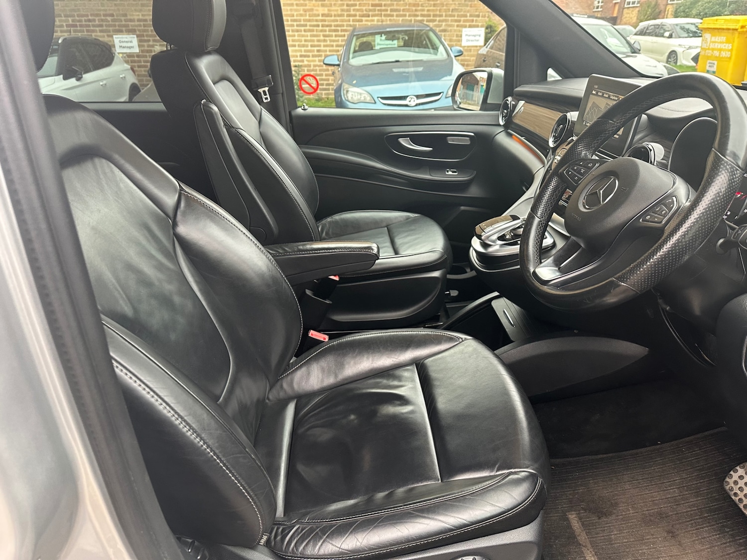 Used Mercedes-Benz V-Class 2019 for sale - 76440067: Photo 22