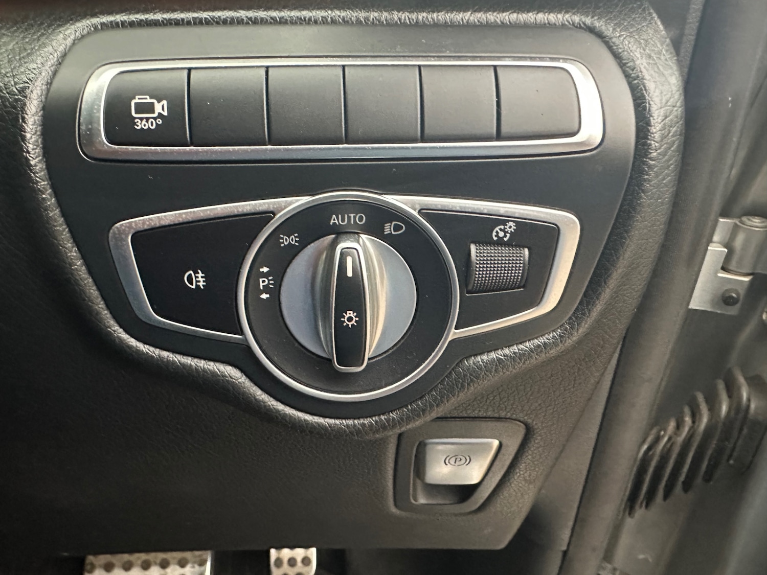 Used Mercedes-Benz V-Class 2019 for sale - 76440067: Photo 23