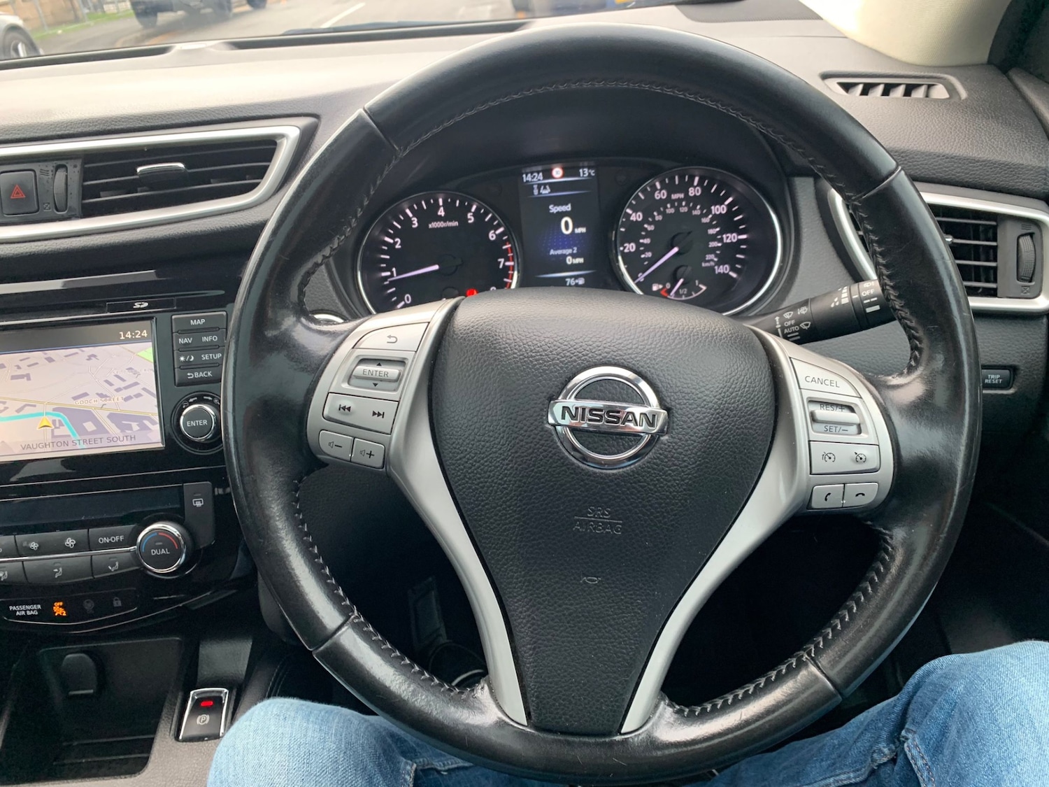 Used Nissan Qashqai 2017 for sale - 73190304: Photo 10