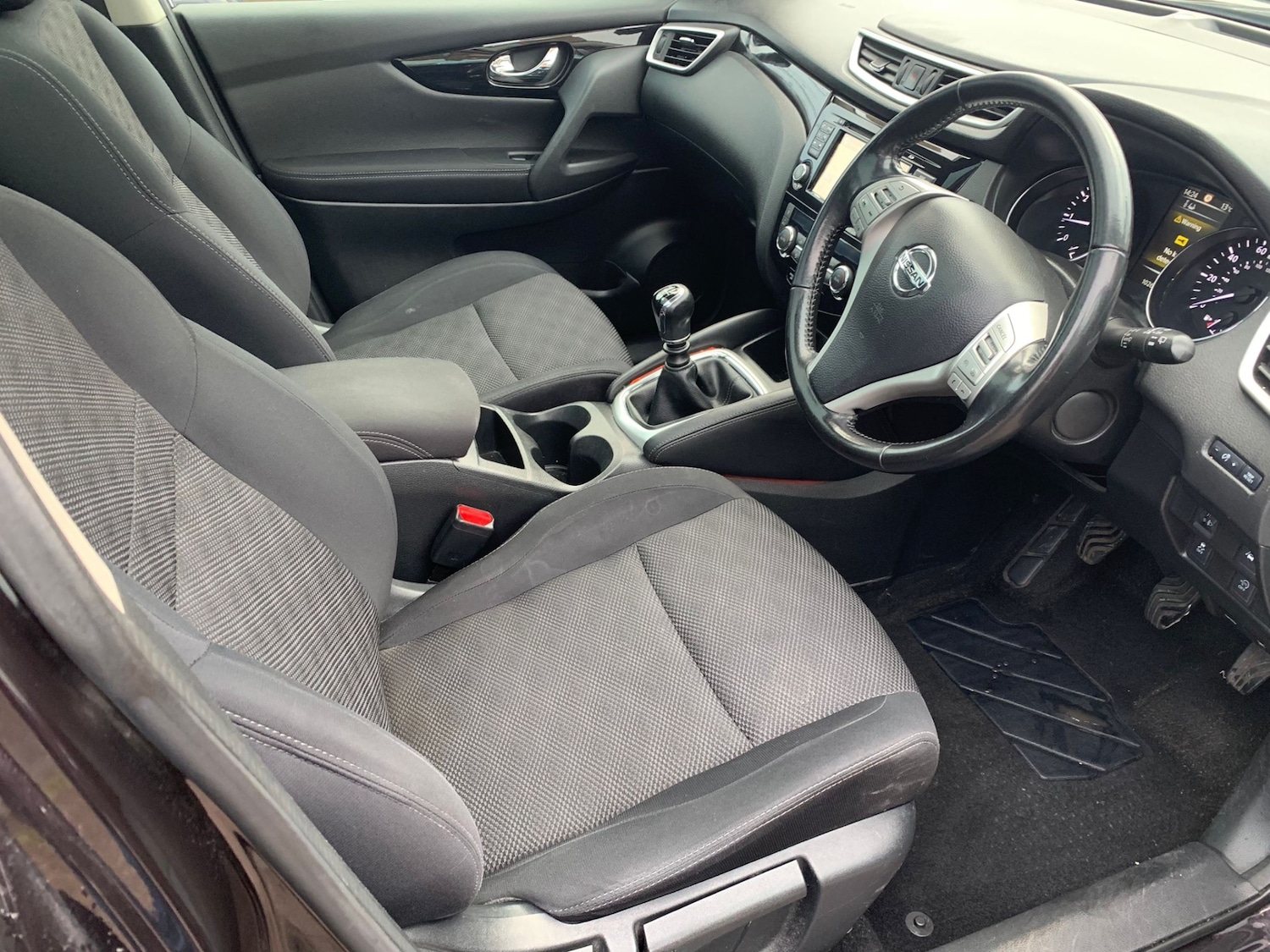 Used Nissan Qashqai 2017 for sale - 73190304: Photo 22