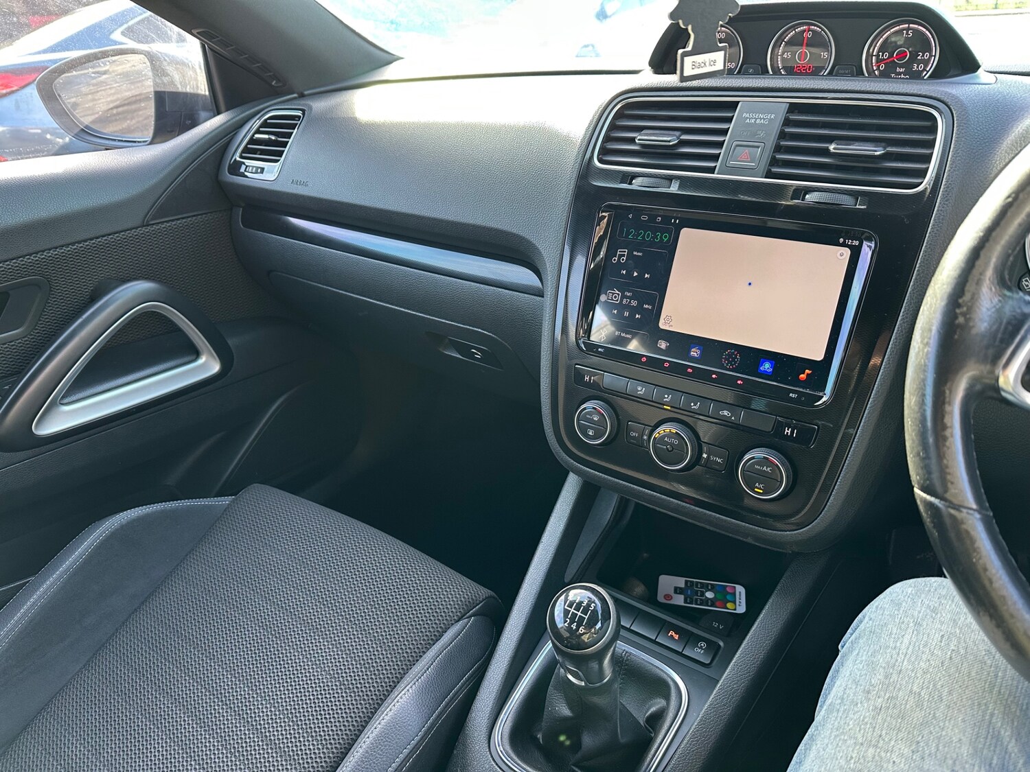 Used Volkswagen Scirocco 2016 for sale - 77565823: Photo 17