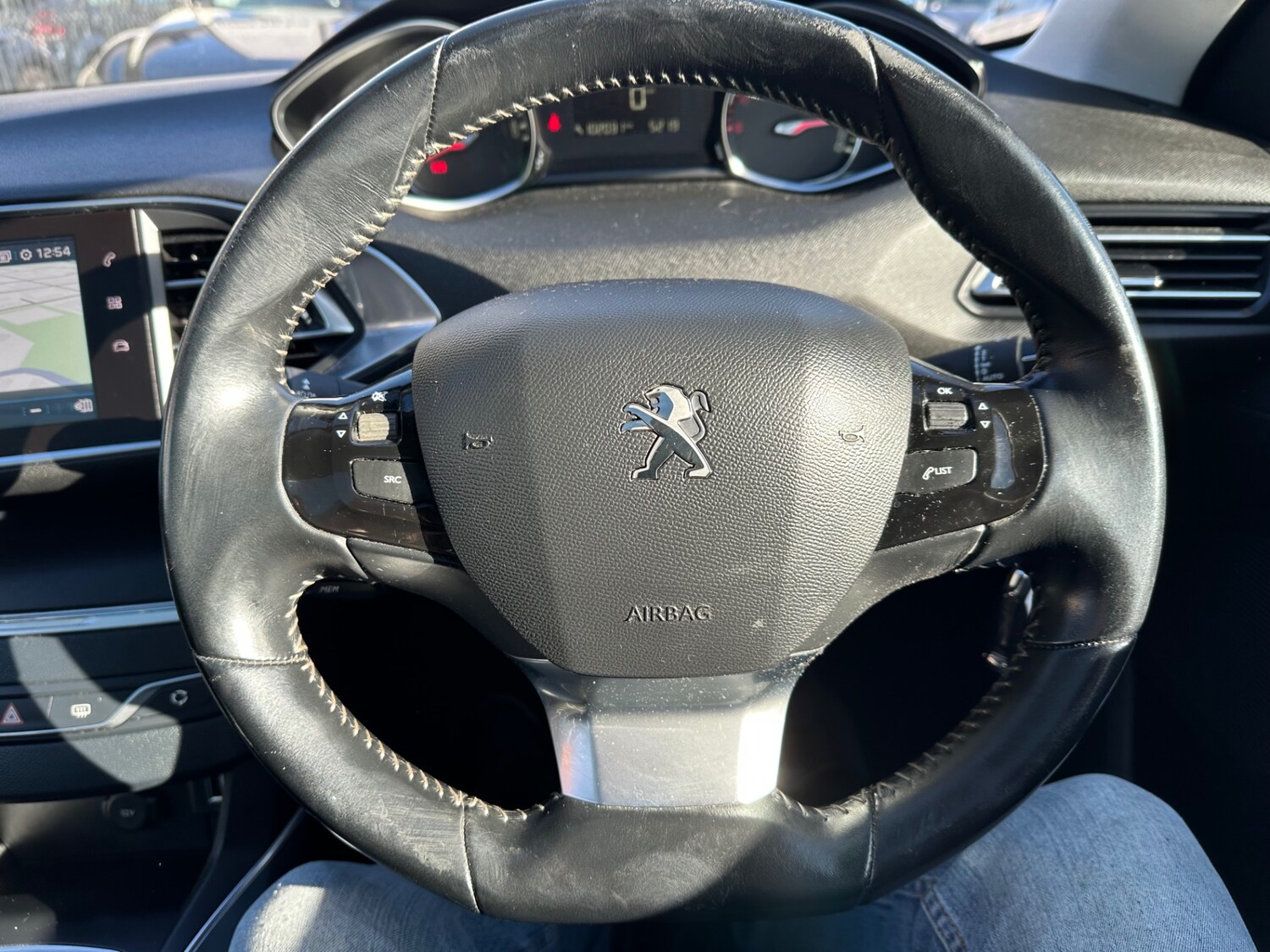 Used Peugeot 308 2018 for sale - 77565848: Photo 14