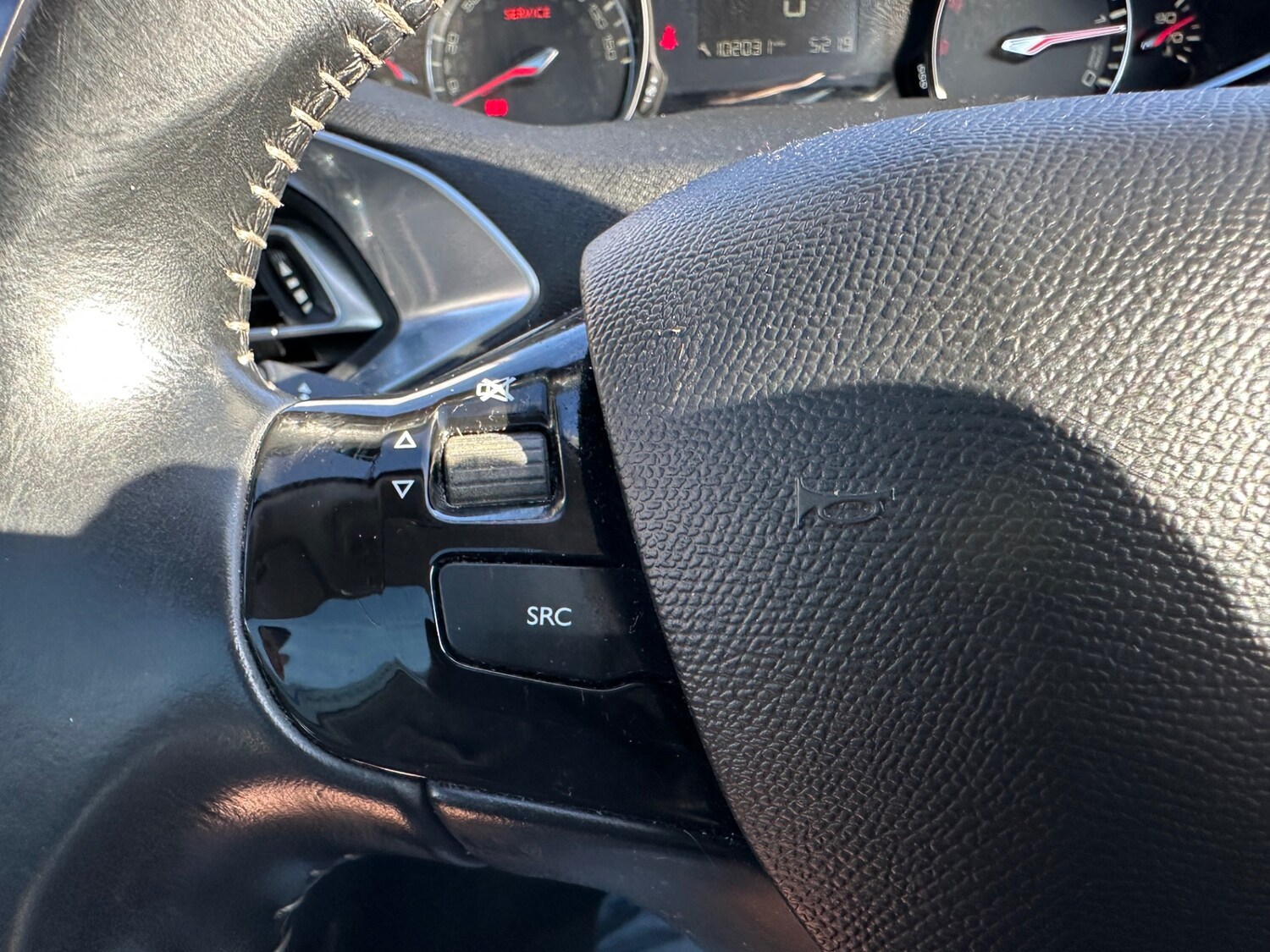 Used Peugeot 308 2018 for sale - 77565848: Photo 22