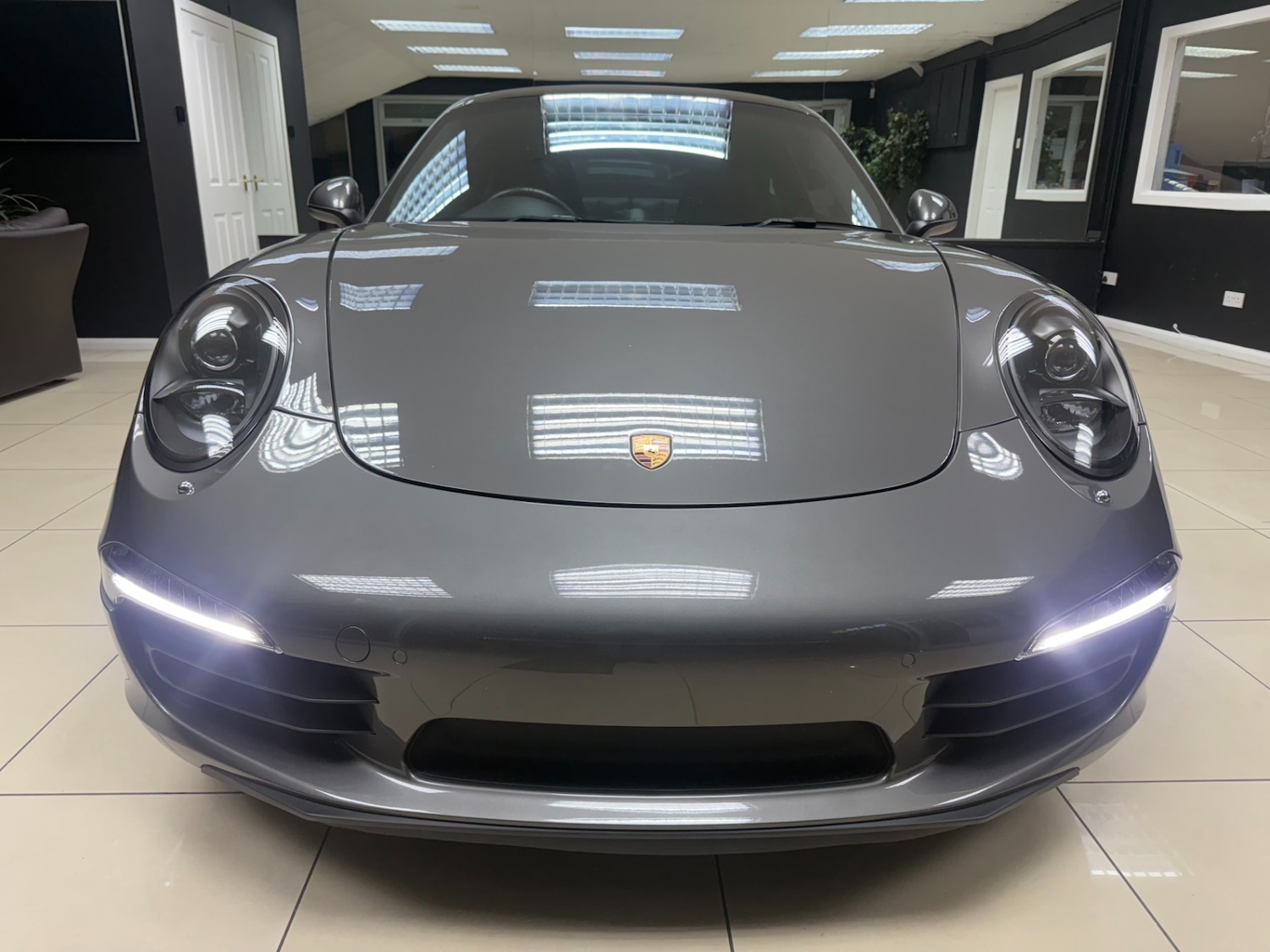 Used Porsche 911 2014 for sale - 76638977: Photo 2