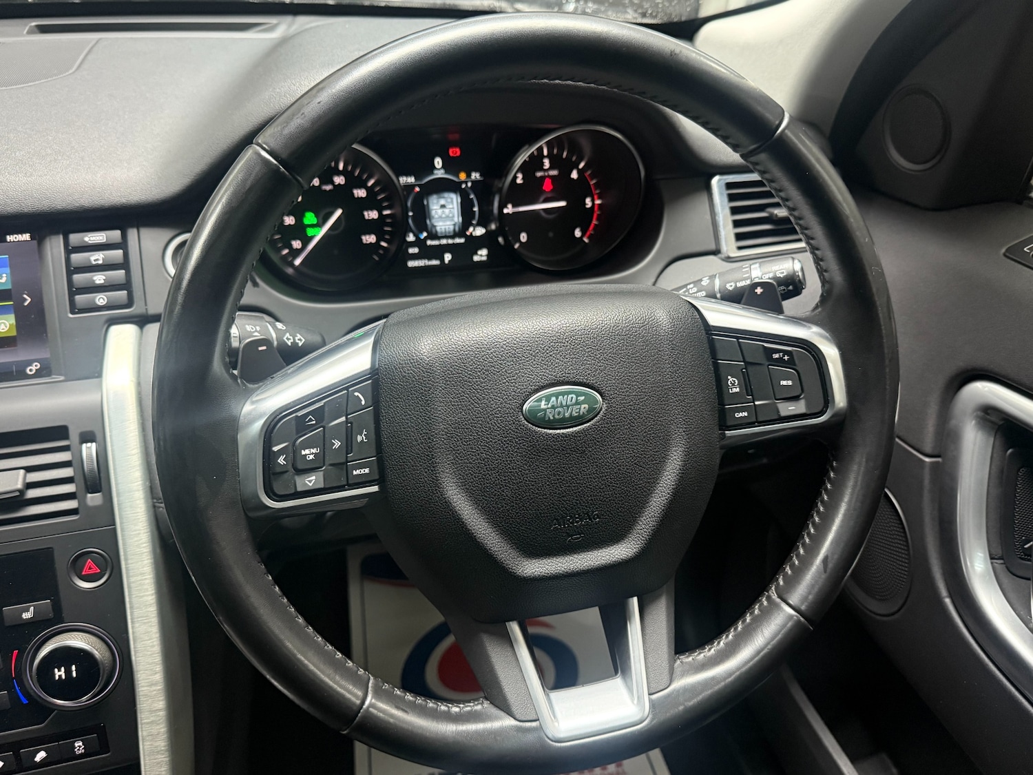 Used Land Rover Discovery Sport 2018 for sale - 77228544: Photo 13