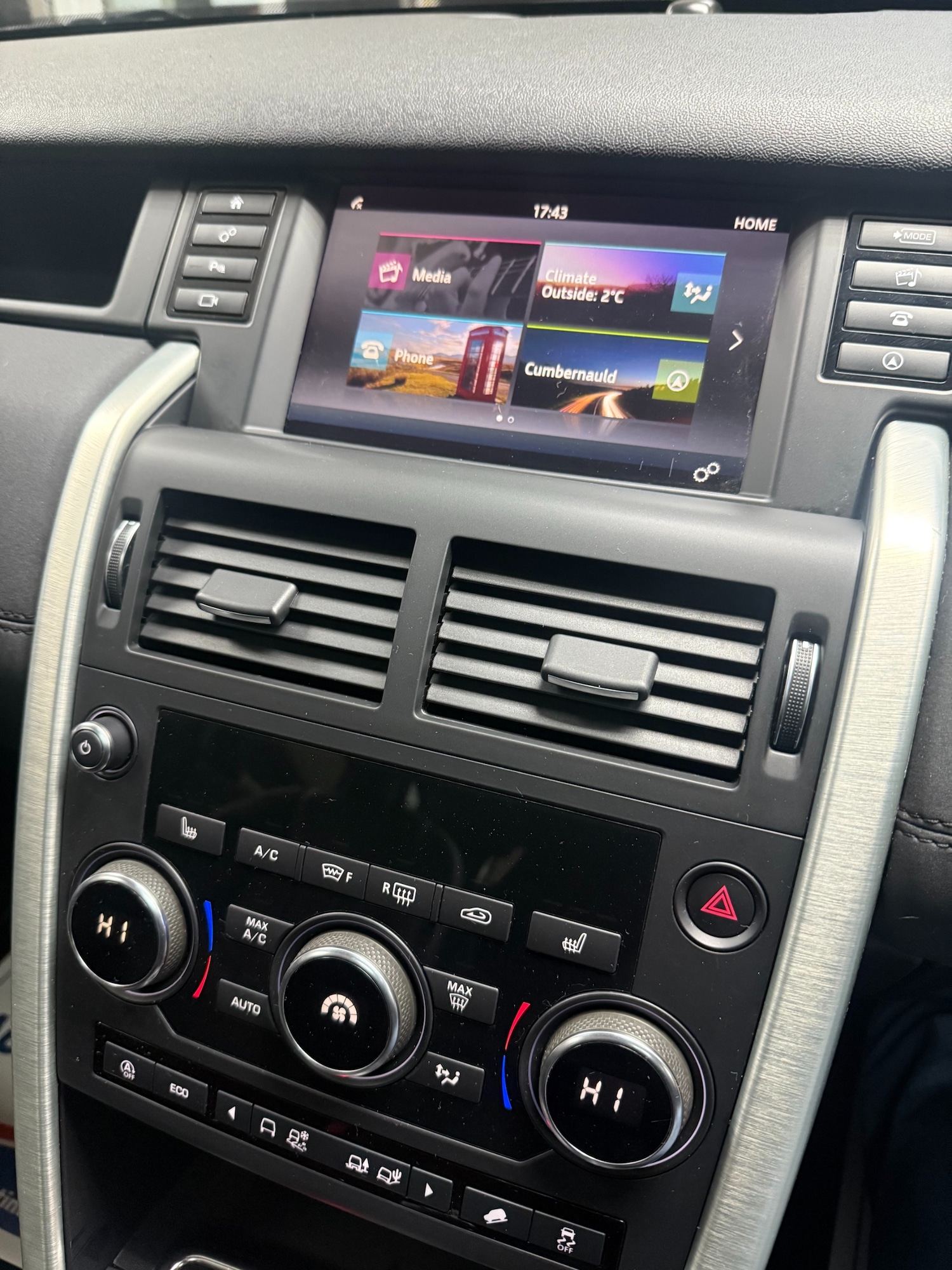 Used Land Rover Discovery Sport 2018 for sale - 77228544: Photo 15