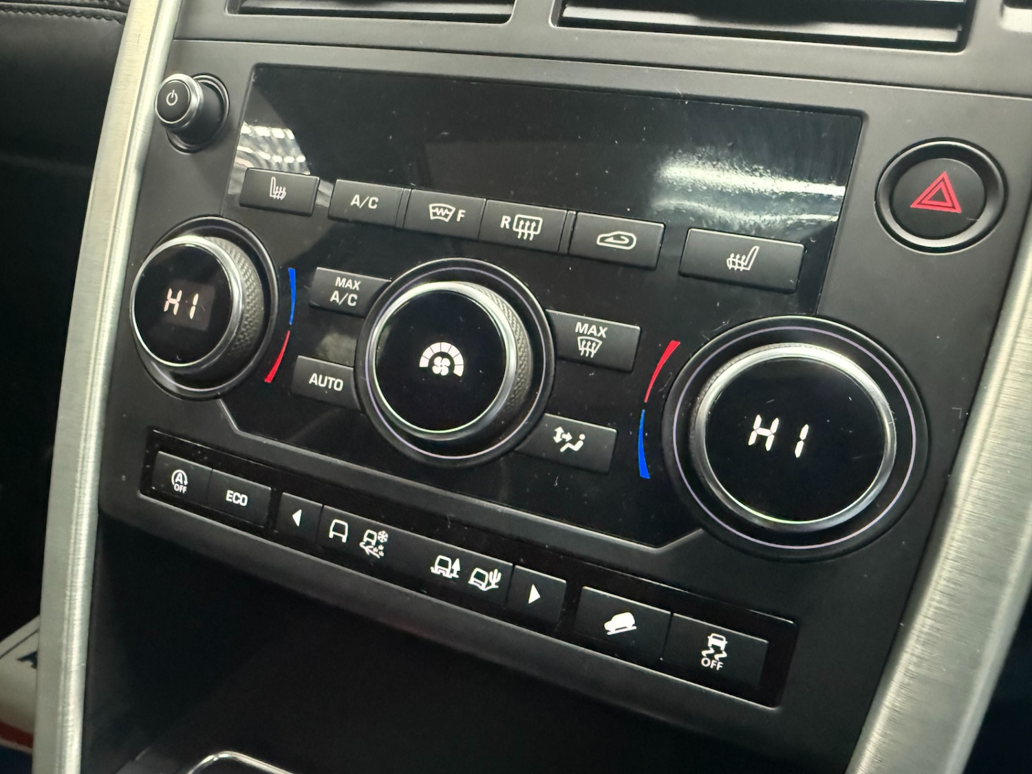 Used Land Rover Discovery Sport 2018 for sale - 77228544: Photo 16