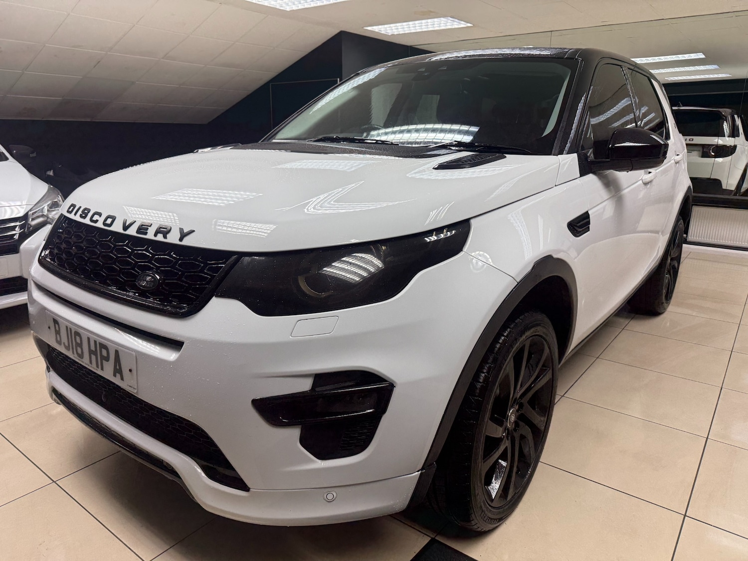 Used Land Rover Discovery Sport 2018 for sale - 77228544: Photo 3