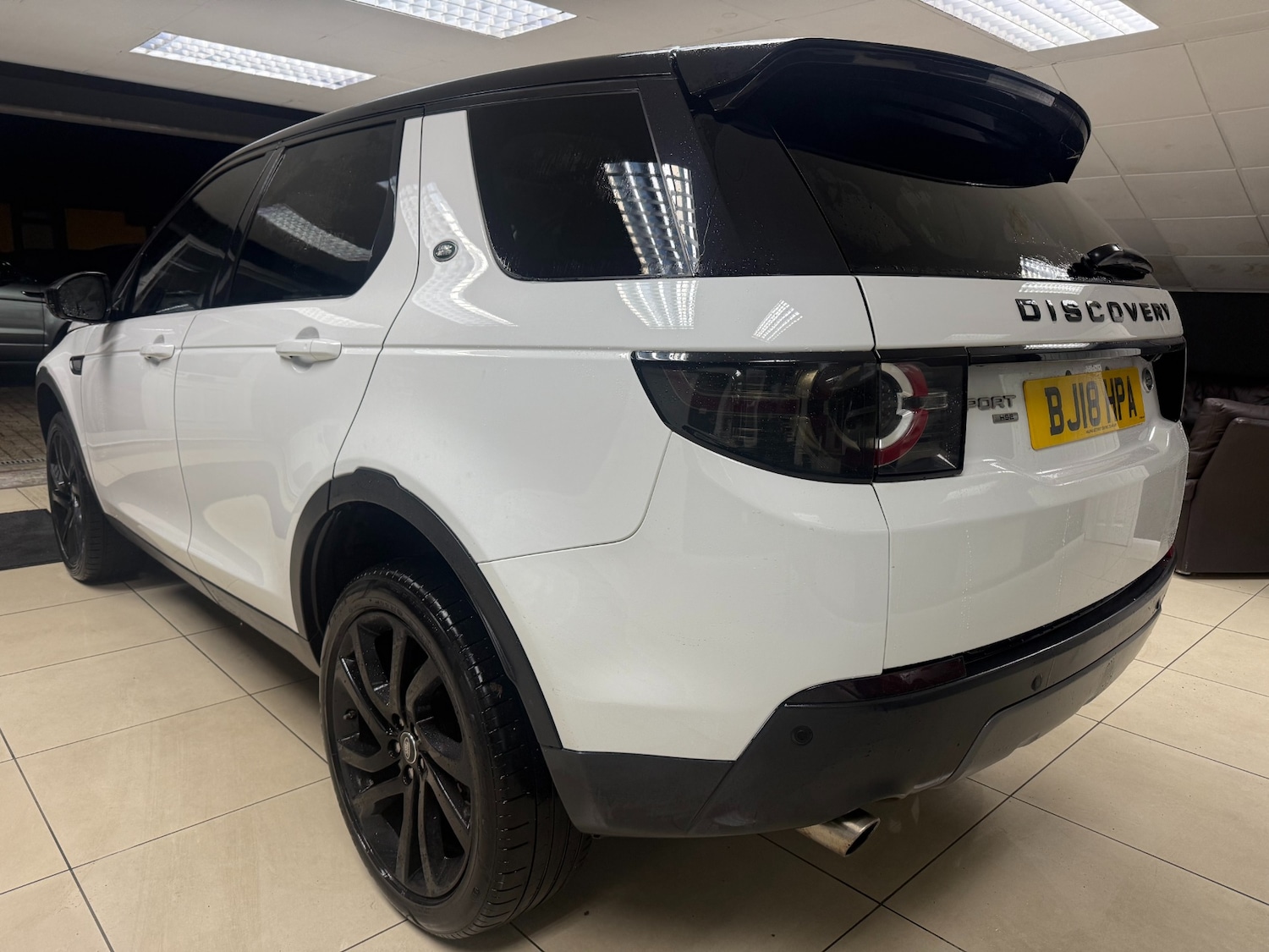 Used Land Rover Discovery Sport 2018 for sale - 77228544: Photo 6