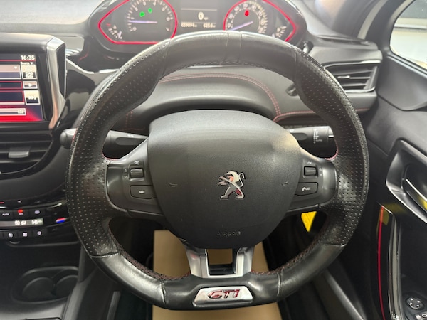 Used Peugeot 208 2016 for sale - 76222077: Photo 12