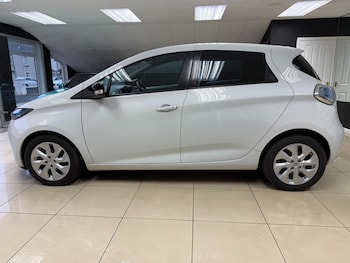 Used Renault Zoe 2016 for sale - 77934229: Photo