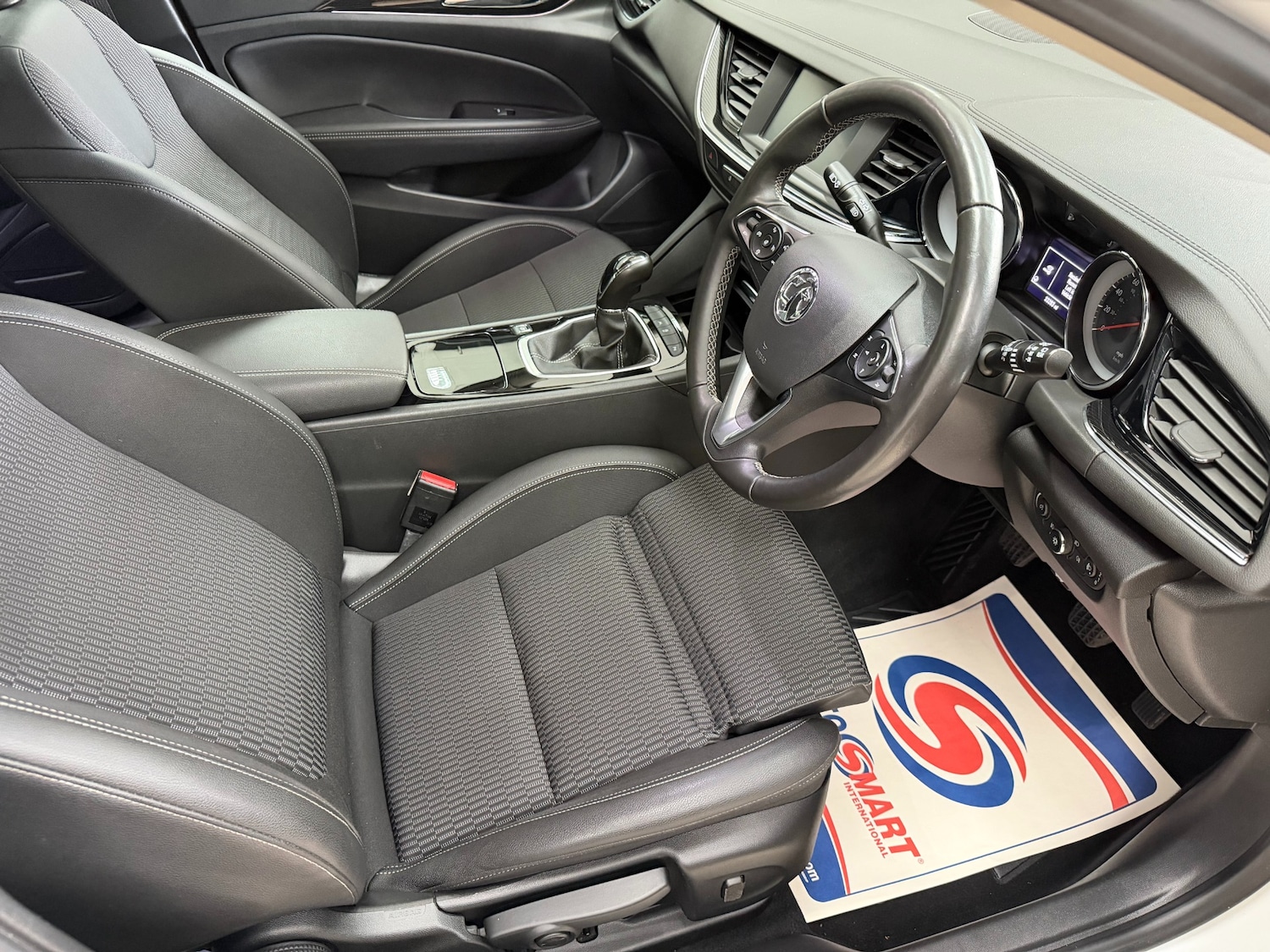 Used Vauxhall Insignia 2019 for sale - 78212236: Photo 13