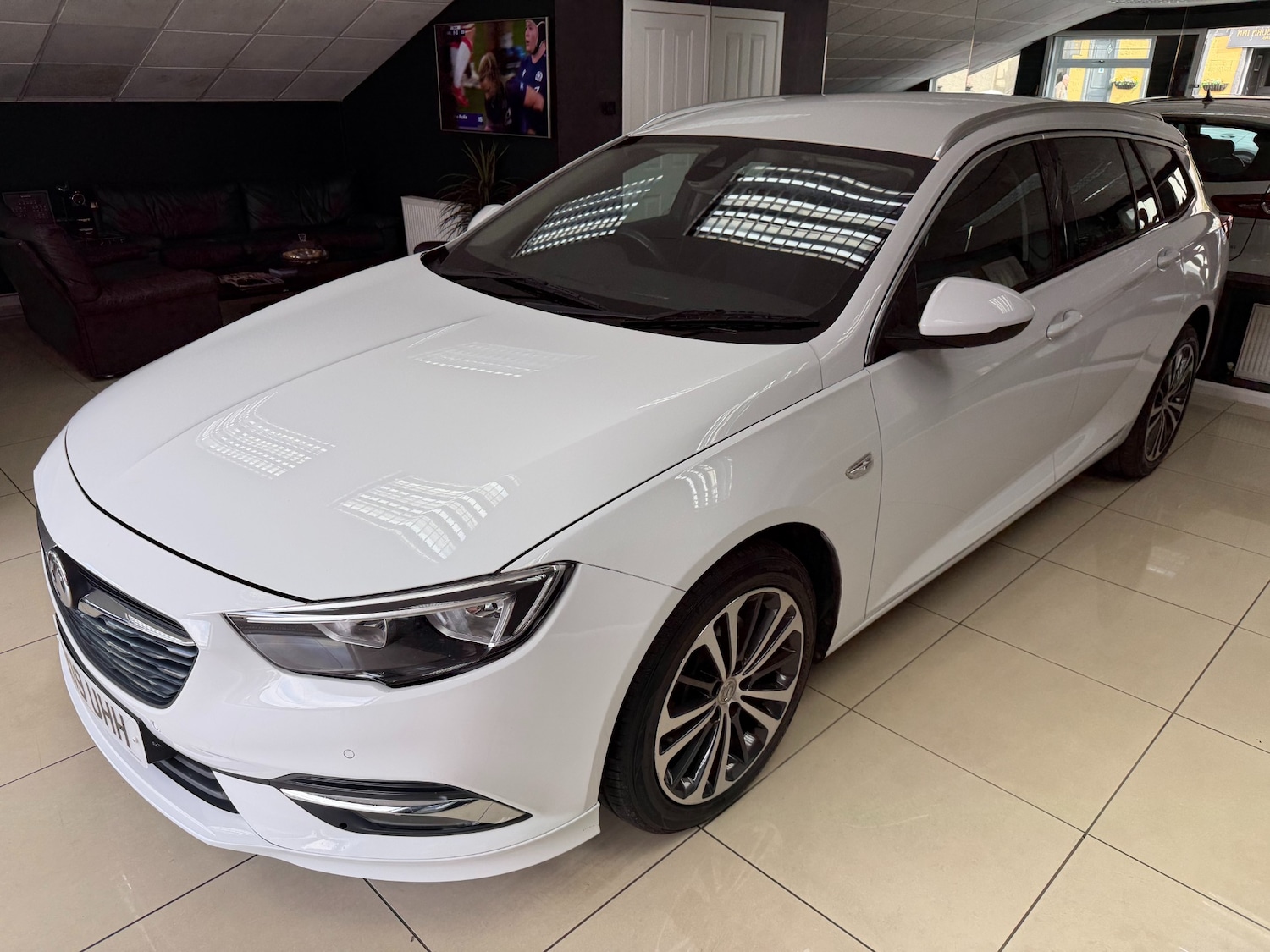 Used Vauxhall Insignia 2019 for sale - 78212236: Photo 4