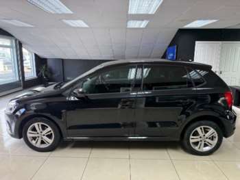 Used Volkswagen Polo 2017 for sale - 74402229: Photo