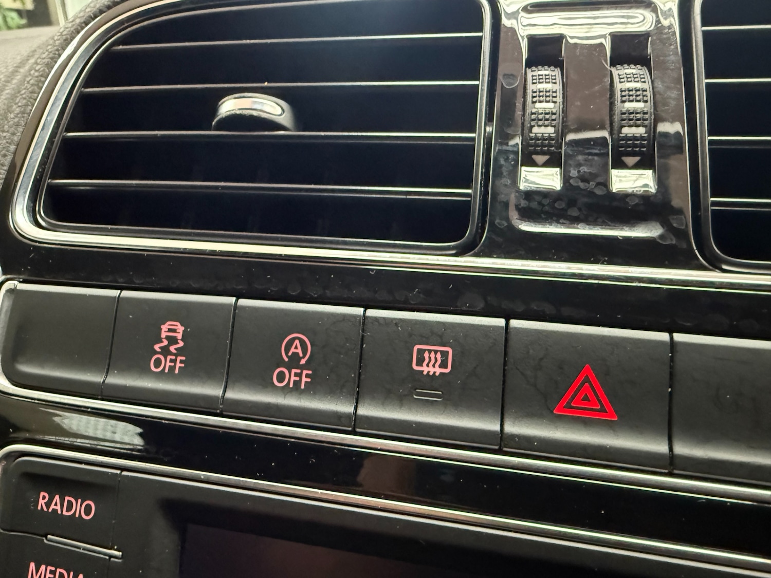 Used Volkswagen Polo 2017 for sale - 77135617: Photo 15