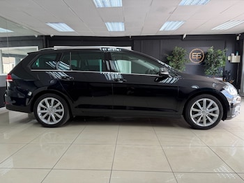 Used Volkswagen Golf 2019 for sale - 78333409: Photo