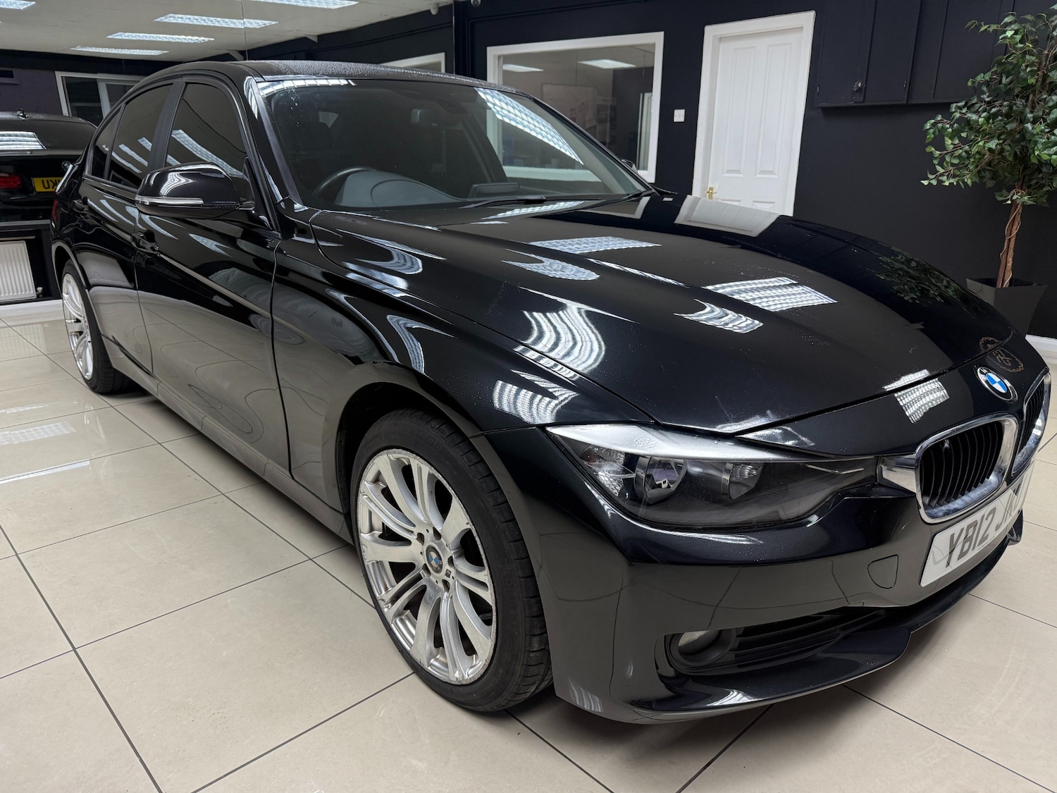 Used BMW 3 Series 2012 for sale - 76271337: Photo 1