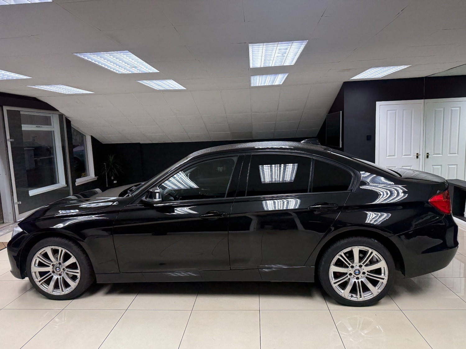 Used BMW 3 Series 2012 for sale - 76271337: Photo 4