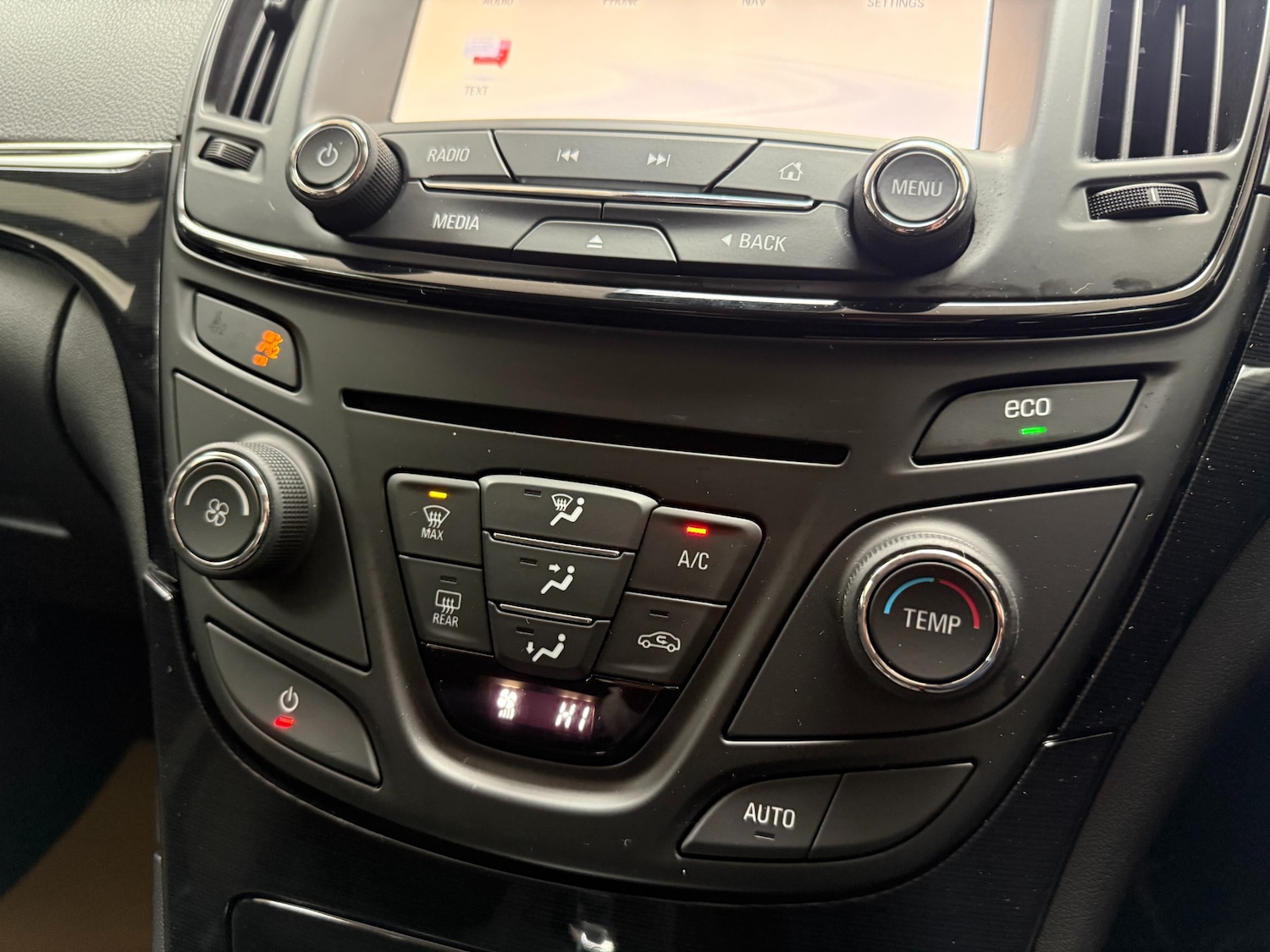 Used Vauxhall Insignia 2015 for sale - 76177131: Photo 15