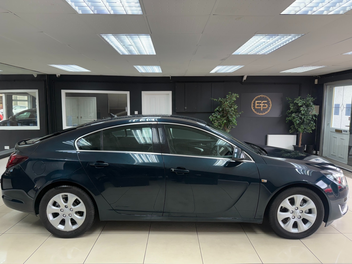 Used Vauxhall Insignia 2015 for sale - 76177131: Photo 5