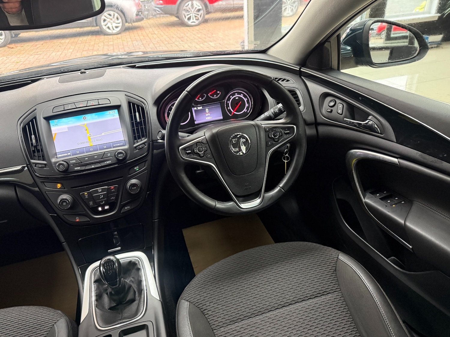 Used Vauxhall Insignia 2015 for sale - 76177131: Photo 9