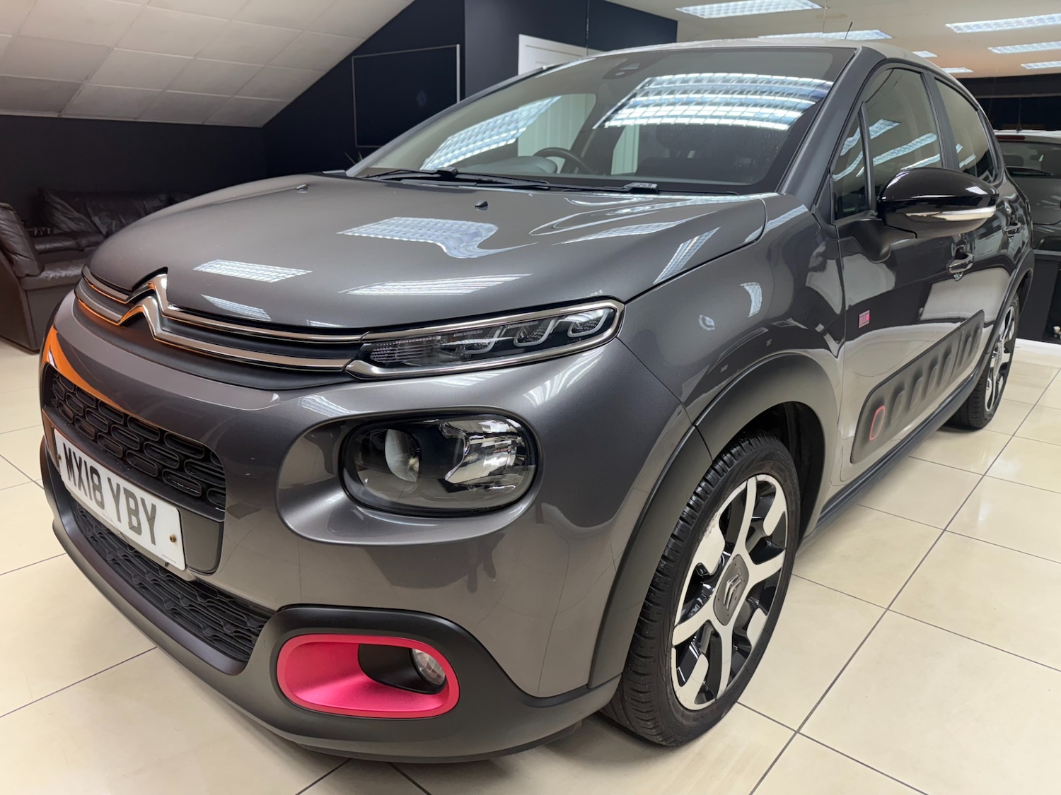 Used Citroen C3 2018 for sale - 76706024: Photo 2