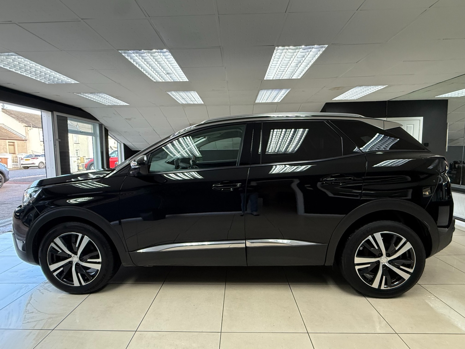 Used Peugeot 3008 2019 for sale - 77135613: Photo 4