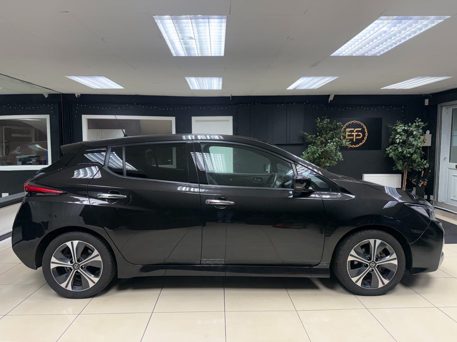 Used Nissan Leaf 2021 for sale - 77466008: Photo 5