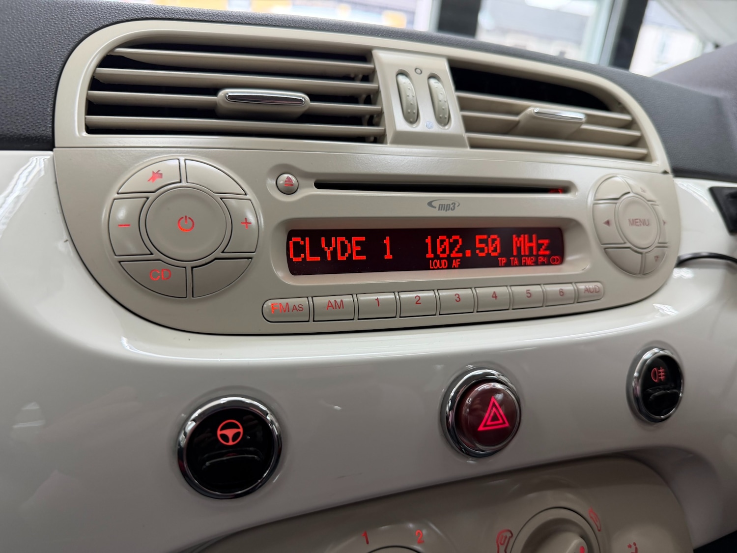 Used Fiat 500 2015 for sale - 78134633: Photo 17