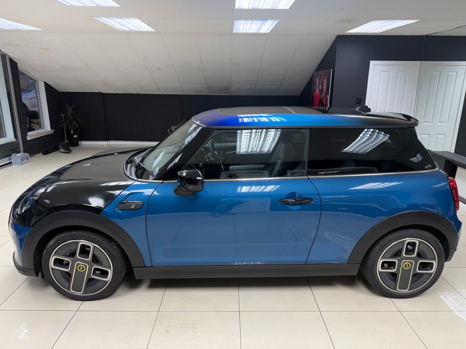 Used MINI Hatch 2021 for sale - 77385538: Photo 4